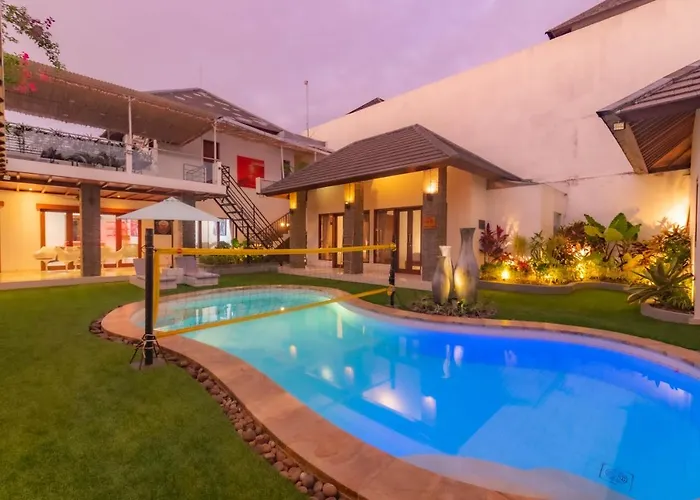Luxury 5br With Private Pool & Rooftop Lounge Villa Seminyak