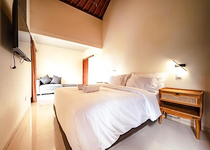 Luxury 5br With Private Pool & Rooftop Lounge * Seminyak