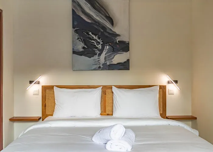 Luxury 5br With Private Pool & Rooftop Lounge Villa Seminyak