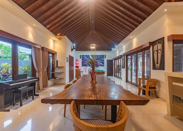 Luxury 5br With Private Pool & Rooftop Lounge