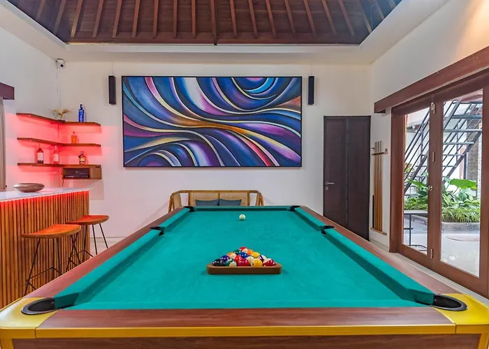 Luxury 5br With Private Pool & Rooftop Lounge Villa *