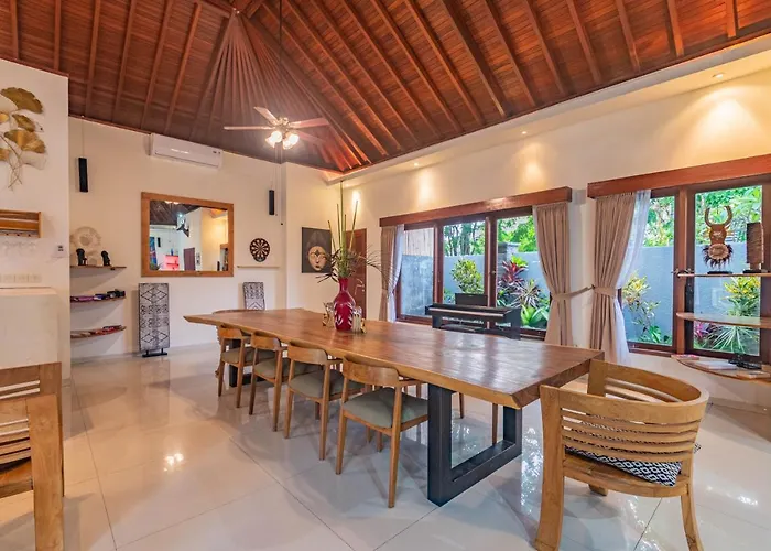 Luxury 5br With Private Pool & Rooftop Lounge *