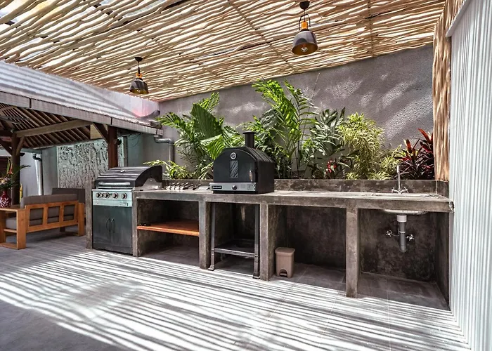 Villa Luxury 5br With Private Pool & Rooftop Lounge